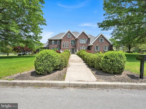 3002 Ridgeview Dr, ORWIGSBURG, PA, 17961-2338 | Card Image