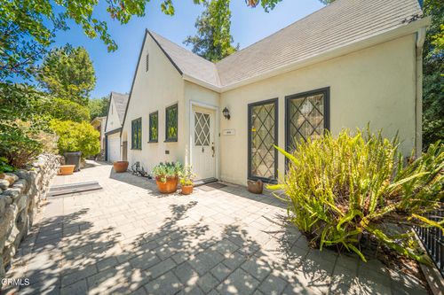 1886 Alpha Rd, Glendale, CA, 91208-2108 | Card Image