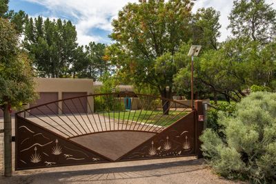 858 Camino De Lucia, House other with 3 bedrooms, 1 bathrooms and null parking in Corrales NM | Image 2