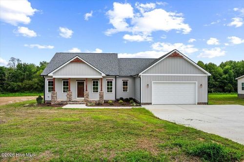 7361 Hill Rd, Spring Hope, NC, 27882-7773 | Card Image