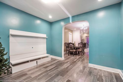 4548 S Justine St, Chicago, IL, 60609-3208 | Card Image
