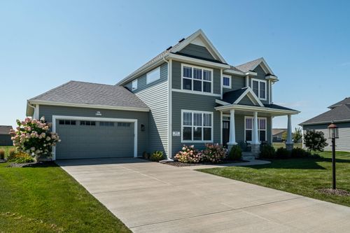 N61W21633 Legacy Trl, MENOMONEE FALLS, WI, 53051-7063 | Card Image