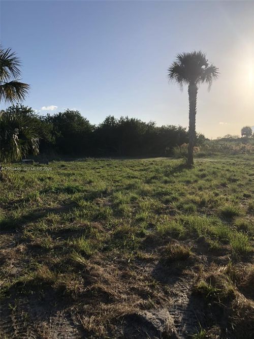 XXXX Sw Amarylis St, Indiantown, FL, 34956 | Card Image