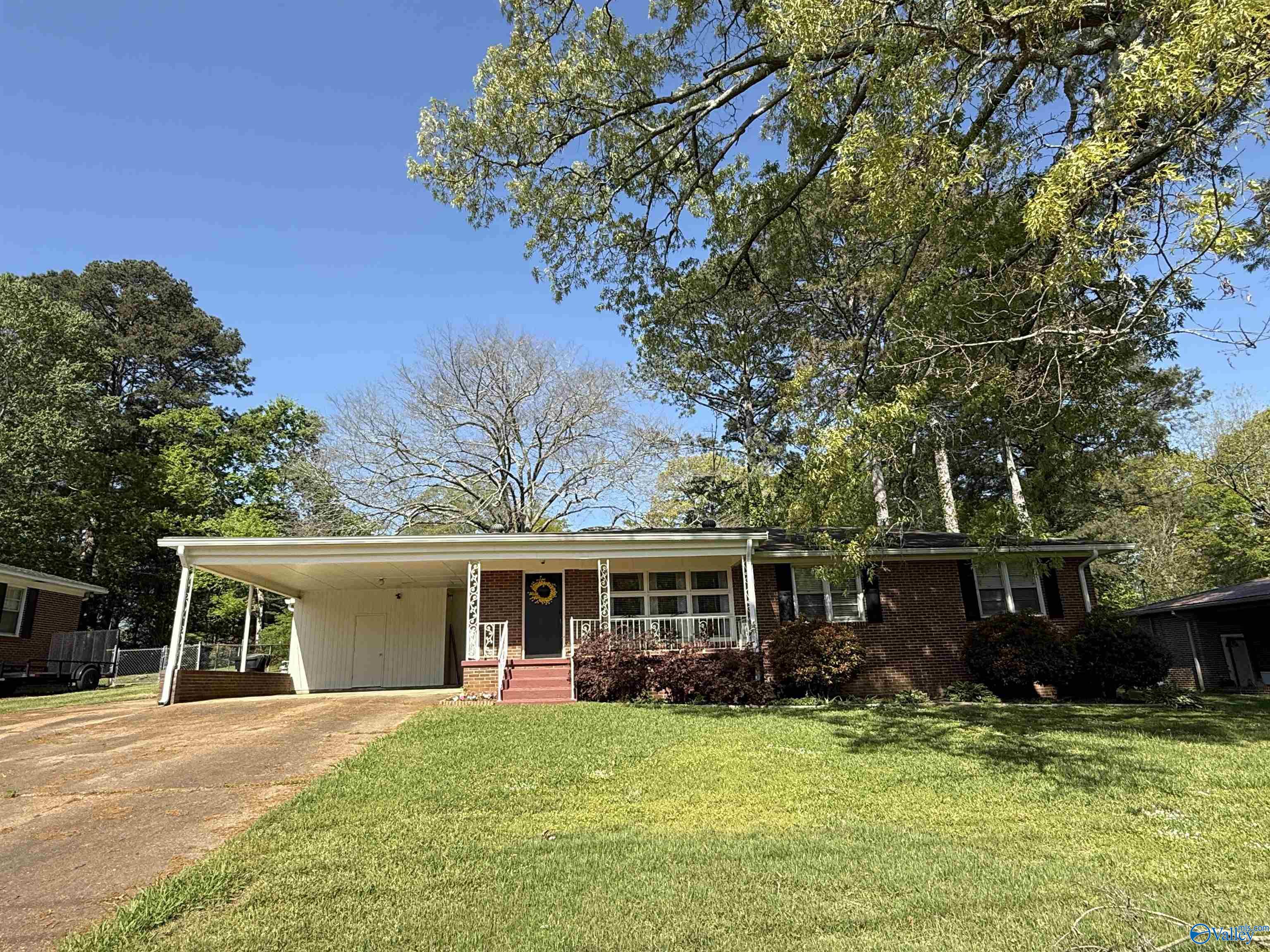 Fairview Rd, Gadsden, AL 35904