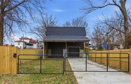 219 W Culton St, Warrensburg, MO, 64093-1617 | Card Image