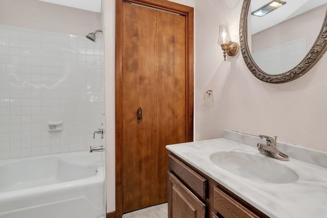5815 E South Prairie Dr, House other with 3 bedrooms, 3 bathrooms and 2 parking in Morris IL | Image 17
