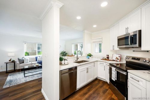 unit-901-7597 Charmant Dr, San Diego, CA, 92122 | Card Image