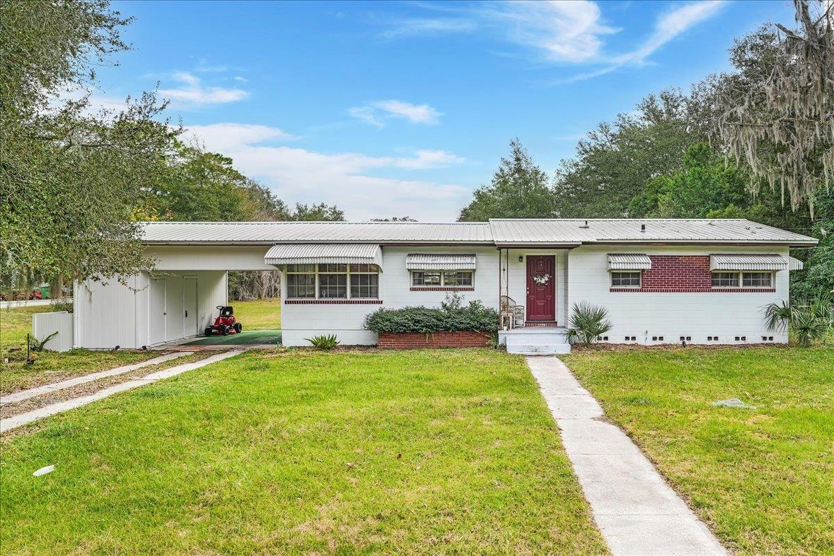Westover Dr, Palatka, FL 32177