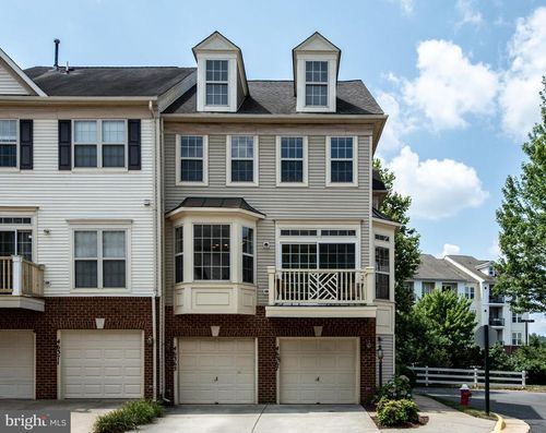 84-46367 Pryor Sq, STERLING, VA, 20165-7266 | Card Image