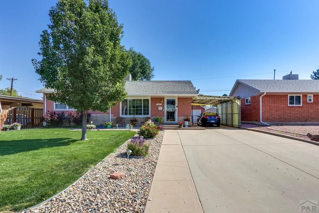 Elmwood Ln, Pueblo, CO 81005