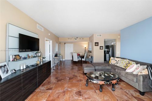 apt-1611-117 Nw 42nd Ave, Miami, FL, 33126-5443 | Card Image