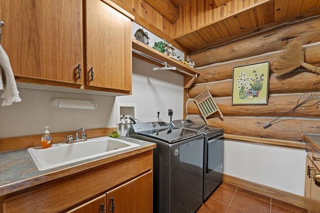 22506 Other, House other with 3 bedrooms, 3 bathrooms and null parking in Deadwood SD | Image 26