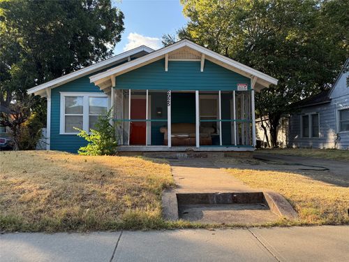 2925 Lenway St, Dallas, TX, 75215-3034 | Card Image