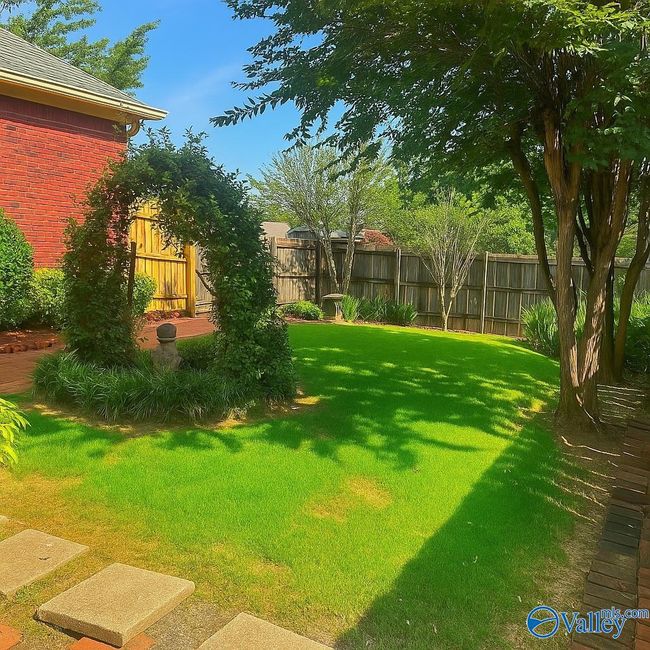 2216 Yorkshire Se, House other with 3 bedrooms, 2 bathrooms and null parking in Decatur AL | Image 26