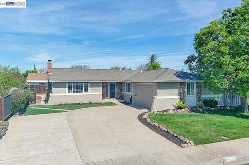 1184 Crystal Cir, Livermore, CA, 94550-5159 | Card Image