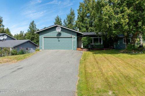 18107 Kantishna Dr, Eagle River, AK, 99577-8232 | Card Image