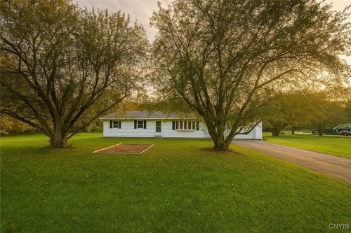 9530 Us Route 20, Bridgewater, NY, 13313-7725 | Card Image