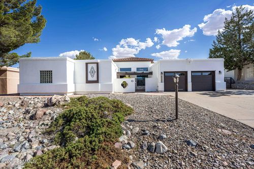 6555 Vista De Oro, Las Cruces, NM, 88007-4947 | Card Image