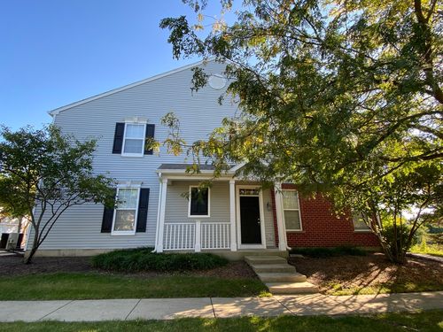 201 Springbrook Trl, Oswego, IL, 60543-4006 | Card Image