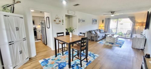 5-1647 El Camino Rd, JACKSONVILLE, FL, 32216-8812 | Card Image