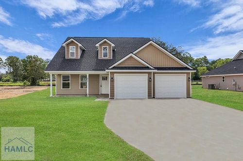 655 N Caswell St, Glennville, GA, 30427-2027 | Card Image