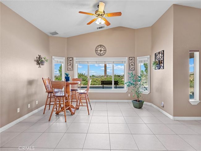 8650 Verbena Rd, House other with 4 bedrooms, 4 bathrooms and 7 parking in Oak Hills CA | Image 23