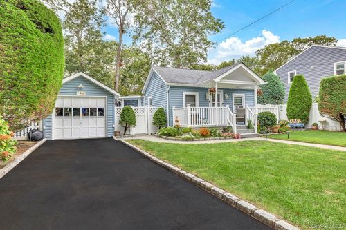 44 Bellview Ave, Brookhaven, NY, 11719-9720 | Card Image