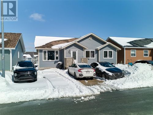 60 Rosalind St, St. John's, NL, A1B0J1 | Card Image