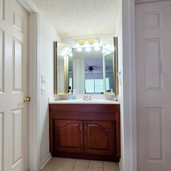 APT-202 - 650 Whitney Ct, Condo with 2 bedrooms, 2 bathrooms and 1 parking in Gurnee IL | Image 15