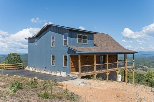 53 Above The Clouds Ln, Brasstown, NC, 28902 | Card Image