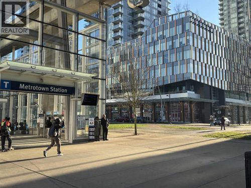 413-6378 Silver Ave, Burnaby, BC, V5H0J2 | Card Image