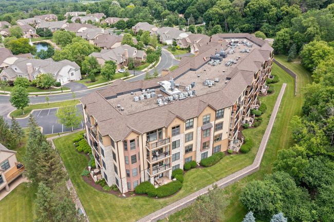 APT-112 - 1320 Riverside Ln, Condo with 2 bedrooms, 2 bathrooms and null parking in Mendota Heights MN | Image 68
