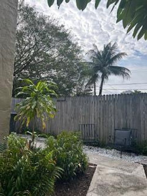 Fillmore Fillmore St, Hollywood, FL, 33019 | Card Image