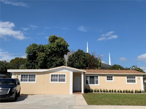 2221-2221 Nw 196th Ter, Miami Gardens, FL, 33056 | Card Image