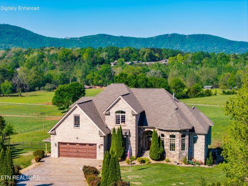 7641 Powderhorn Trl, Townsend, TN, 37882-3145 | Card Image