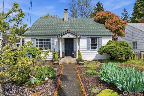 3716 E Evergreen Blvd, Vancouver, WA, 98661-5417 | Card Image