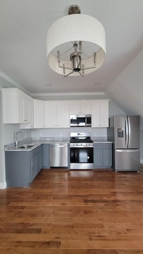 apt-7-761 Highland Ave, Fall River, MA, 02720-3763 | Card Image