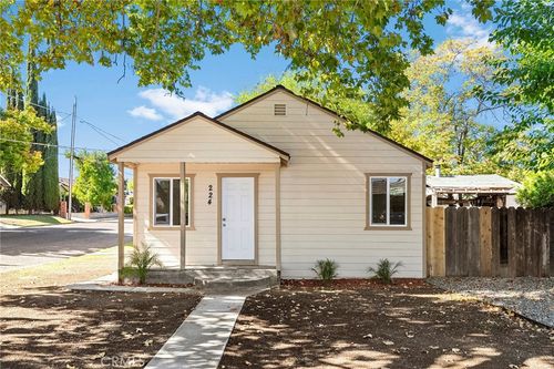 224 S Jackson St, Red Bluff, CA, 96080-3918 | Card Image