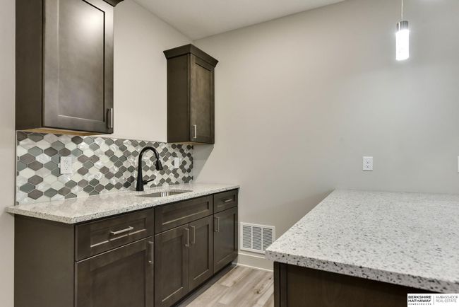 11106 N 161 St St, House other with 5 bedrooms, 3 bathrooms and 3 parking in Bennington NE | Image 45