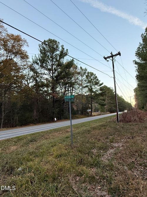 2636 Ritchie Rd, Chapel Hill, NC, 27516-9024 | Card Image
