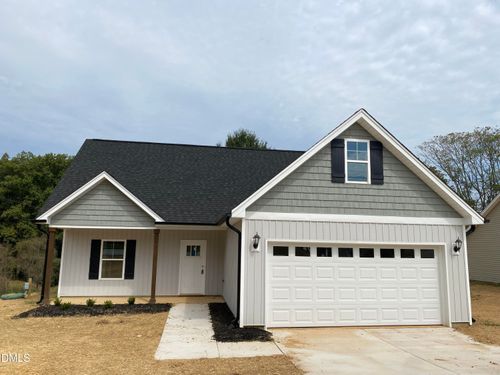 409 E Lee Ave, Yadkinville, NC, 27055-8150 | Card Image