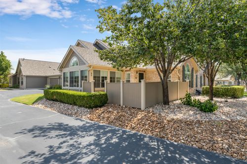 41-30 Wildwood Dr, Georgetown, TX, 78633-5328 | Card Image