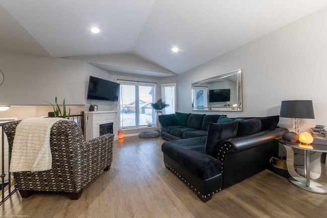 7004 39 Th Street, House other with 5 bedrooms, 3 bathrooms and 5 parking in Lloydminster AB | Image 6