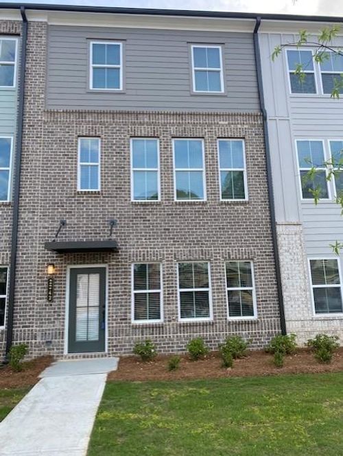 2242 Whistler Way Ne, Lawrenceville, GA, 30043-6593 | Card Image