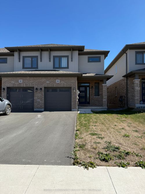 10 Otonabee St, Belleville, ON, K8N0T3 | Card Image