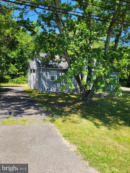 7640 Leonardtown Rd, HUGHESVILLE, MD, 20637-3013 | Card Image