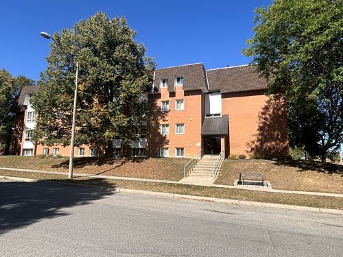 106-810 Kyle Crt, Brockville, ON, K6V6H6 | Card Image