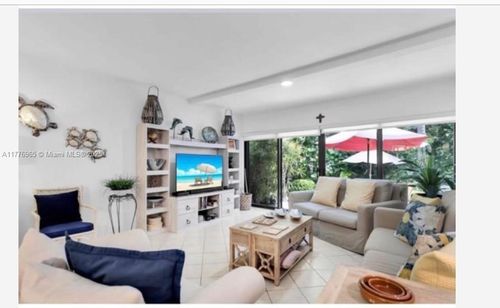 apt-f1-87200 Overseas Hwy, Islamorada, FL, 33036-3102 | Card Image