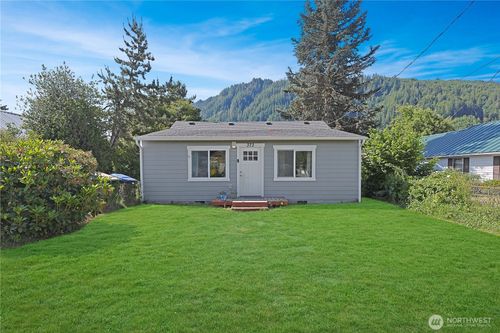 373 Adams Ave, Morton, WA, 98356-9203 | Card Image