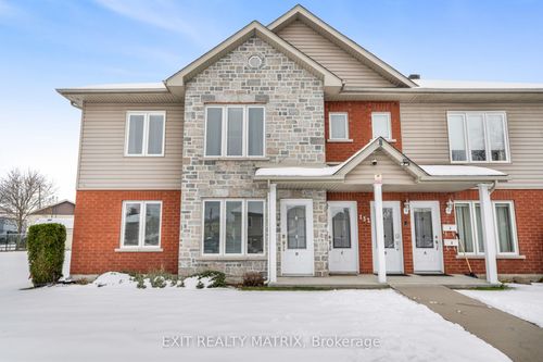 132 D Higginson St, Hawkesbury, ON, K6A1G7 | Card Image